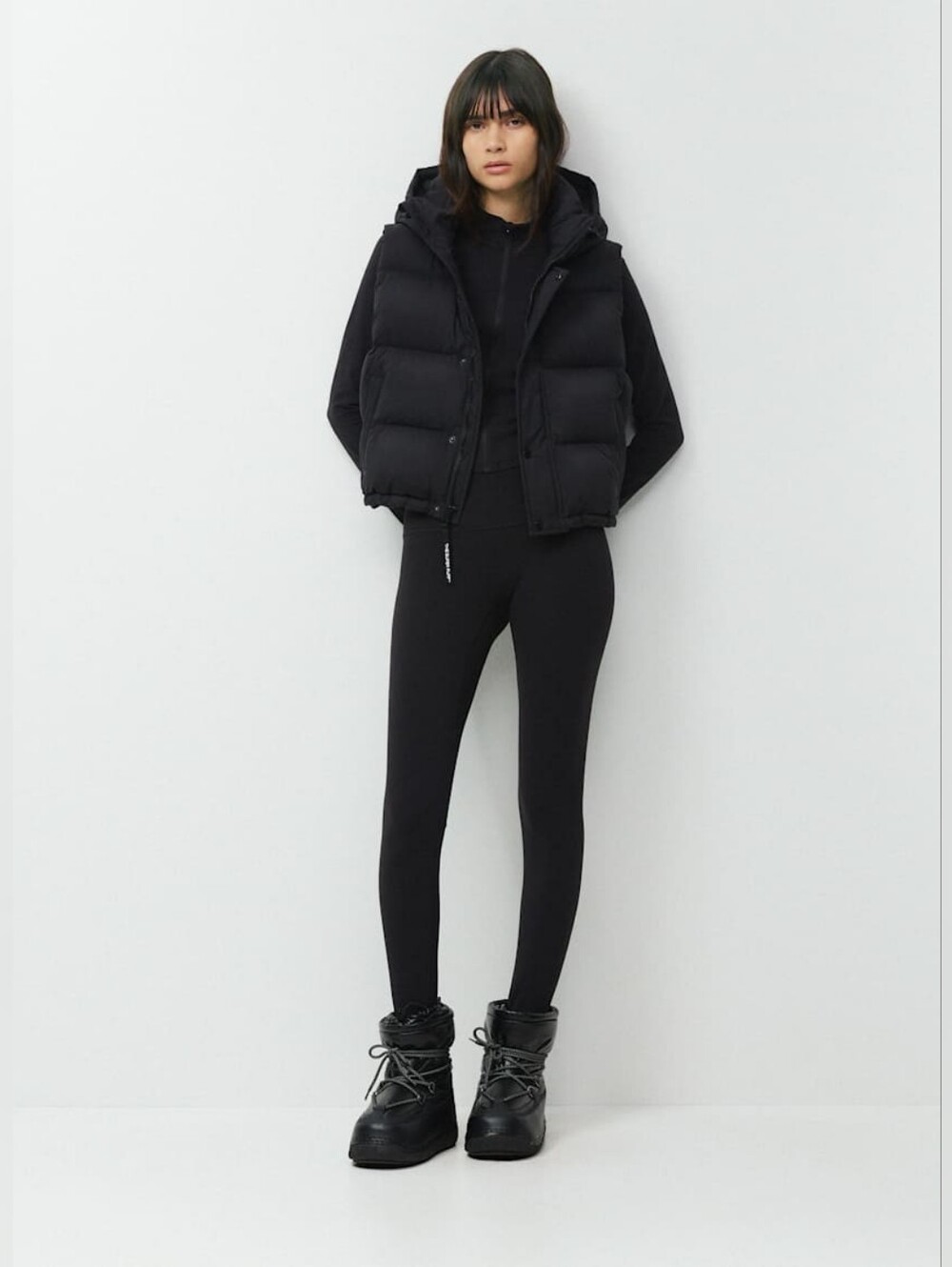 aritzia super puff climate vest Shorty